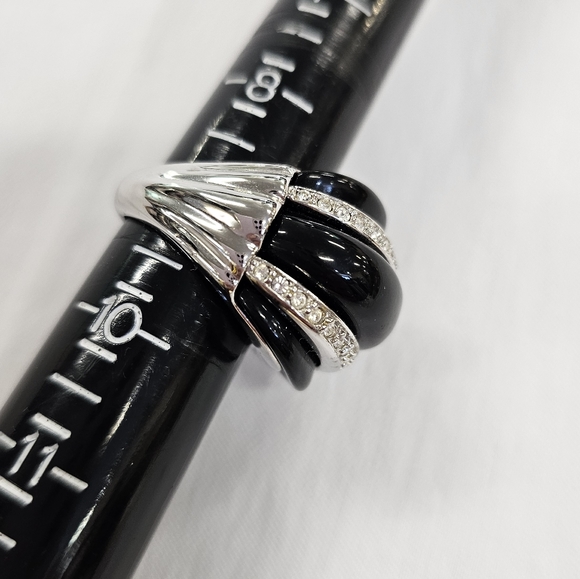 Kenneth Jay Lane Dome Ring 9 - Picture 3 of 6